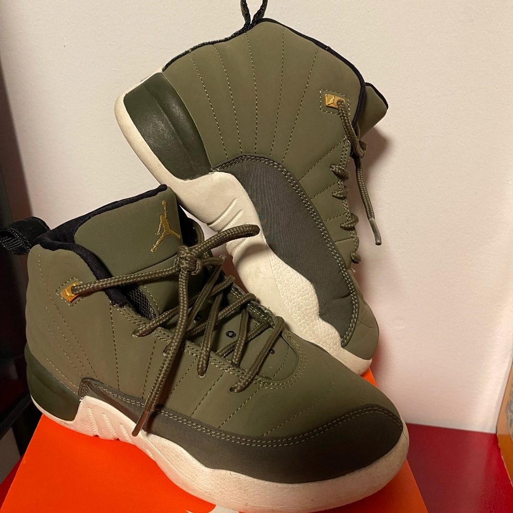 Kids Nike Jordan’s size 1